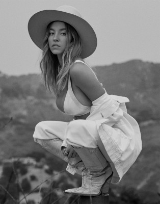 Sydney Sweeney by Ivy&amp;nbsp;for Sbjct Journal (2021)