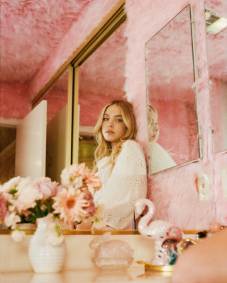 Sydney Sweeney by Josefina Santos for Cosmopolitan (February 2022)