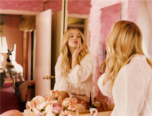 Sydney Sweeney by Josefina Santos for Cosmopolitan (February 2022)