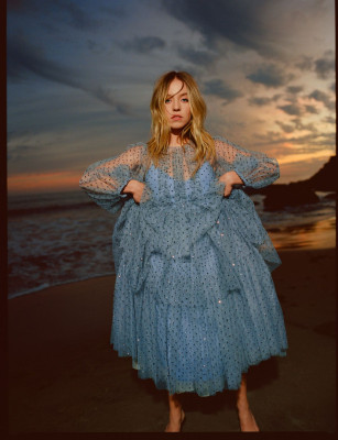 SYDNEY SWEENEY for Elite Daily, December 2019