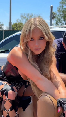 Sydney Sweeney for &quot;Angry&quot; BTS September 2023