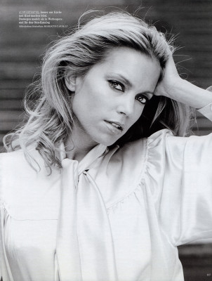 Sylvie Van Der Vaart pic #354135