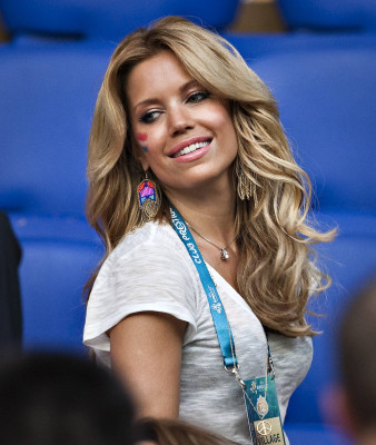 photo 7 in Sylvie Van Der Vaart gallery [id525796] 2012-06-22 00:00:00