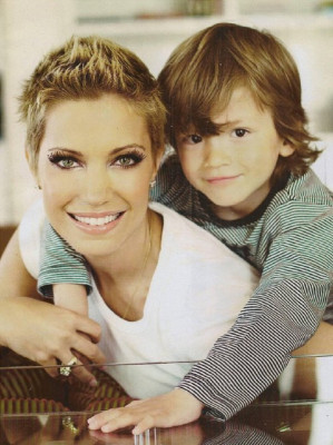Sylvie Van Der Vaart pic #358254
