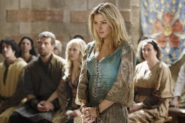 Красотка Tabrett Bethell 