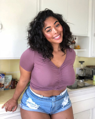 Tabria Majors pic #1202904