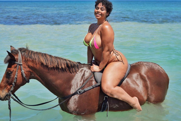 Tabria Majors pic #1202809