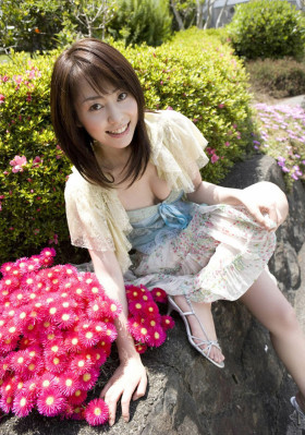 photo 13 in Tani Momoko gallery [id350099] 2011-01-31 00:00:00