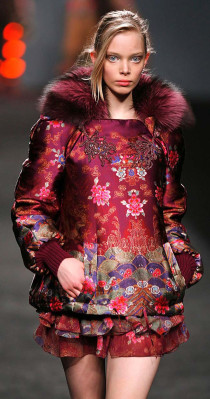 photo 28 in Tanya Dziahileva gallery [id225246] 2009-12-23 00:00:00