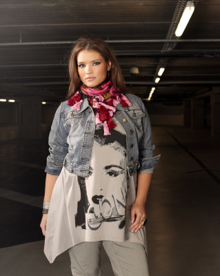 photo 11 in Tara gallery [id270552] 2010-06-09 00:00:00