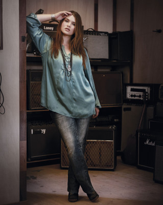 photo 11 in Lynn gallery [id324422] 2010-12-13 00:00:00