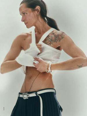 Tasha Tilberg ~ Elle Italia Agosto 2023 by Xavi Gordo