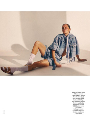 Tasha Tilberg ~ Elle Italia Agosto 2023 by Xavi Gordo