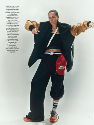 Tasha Tilberg ~ Elle Italia Agosto 2023 by Xavi Gordo