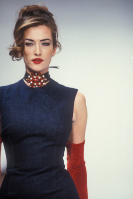 Tatjana Patitz ~ Dolce &amp;amp; Gabbana FW 1992