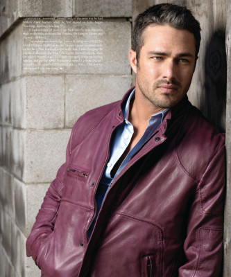 Taylor Kinney pic #600598