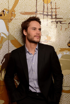 Taylor Kitsch pic #565933