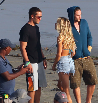 photo 10 in Taylor Kitsch gallery [id568513] 2012-10-08 00:00:00