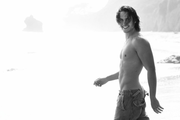 Taylor Kitsch pic #555481