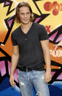 Taylor Kitsch pic #561768
