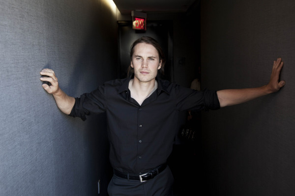 Taylor Kitsch pic #556419