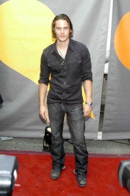 Taylor Kitsch pic #562487