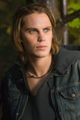 Taylor Kitsch pic #555005
