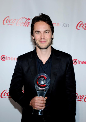 Taylor Kitsch pic #560633
