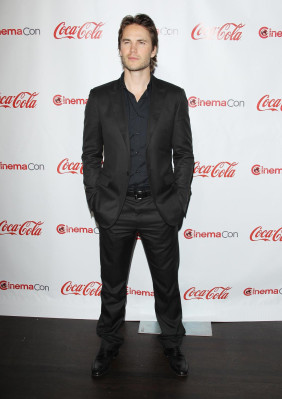 Taylor Kitsch pic #560626