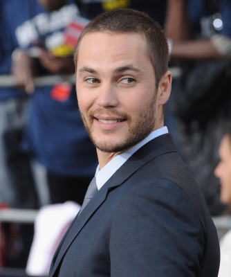 Taylor Kitsch pic #557632