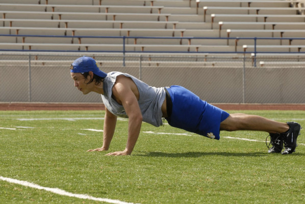 photo 20 in Taylor Kitsch gallery [id558484] 2012-09-12 00:00:00