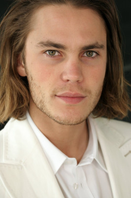 Taylor Kitsch pic #555480