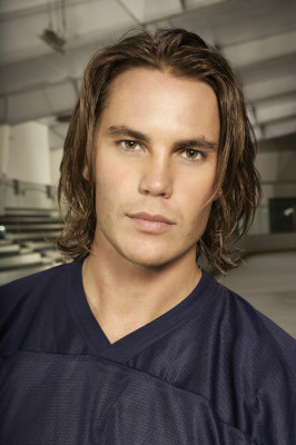 Taylor Kitsch pic #555489