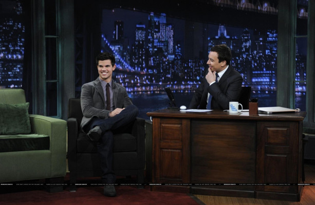 photo 27 in Taylor Lautner gallery [id297584] 2010-09-20 00:00:00