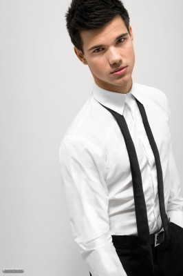 Taylor Lautner pic #258988