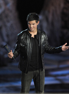 Taylor Lautner pic #260964