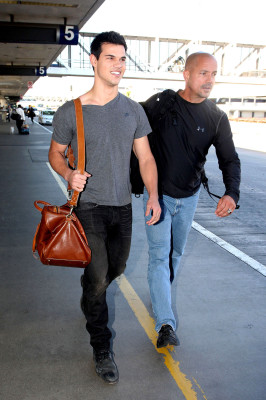 Taylor Lautner pic #320633