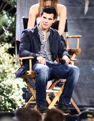 Taylor Lautner pic #273610