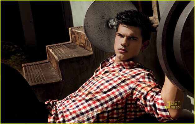 Taylor Lautner pic #208469