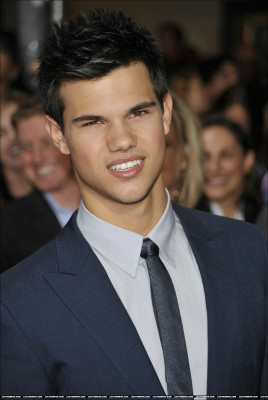 Taylor Lautner pic #265174