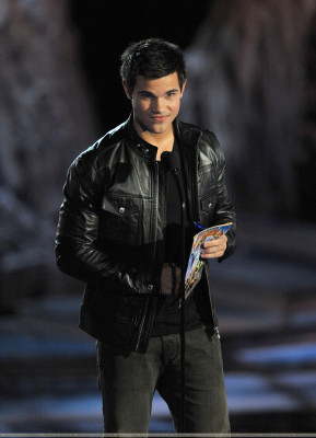 Taylor Lautner pic #260963