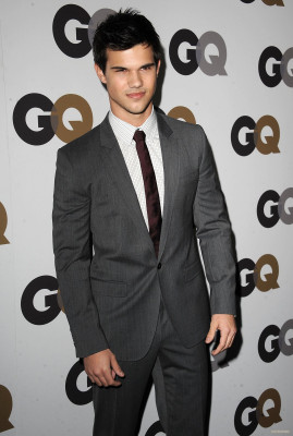 photo 13 in Taylor Lautner gallery [id322387] 2010-12-07 00:00:00