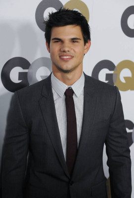 photo 7 in Lautner gallery [id320626] 2010-12-02 00:00:00