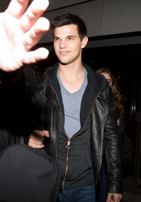 Taylor Lautner pic #358891