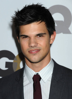 photo 11 in Lautner gallery [id320622] 2010-12-02 00:00:00