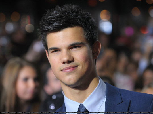 Taylor Lautner pic #265184