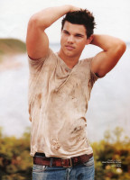 Taylor Lautner pic #217087