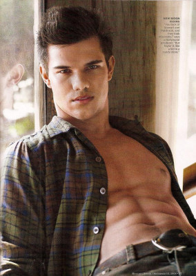 photo 22 in Taylor Lautner gallery [id217085] 2009-12-04 00:00:00