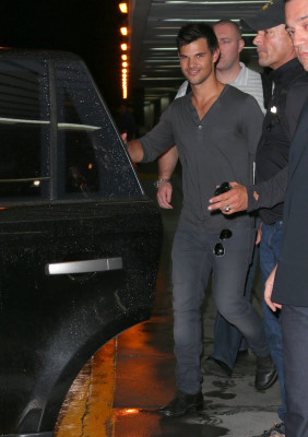 photo 19 in Lautner gallery [id583243] 2012-11-20 00:00:00
