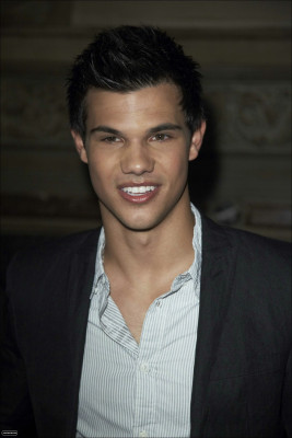 Taylor Lautner pic #264936